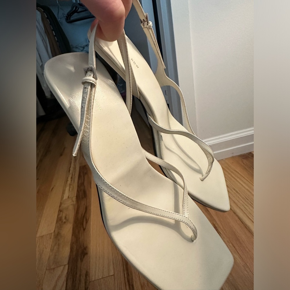 THE ROW White Leather Constance Slingback Sandals Size 38.5 / 8.5